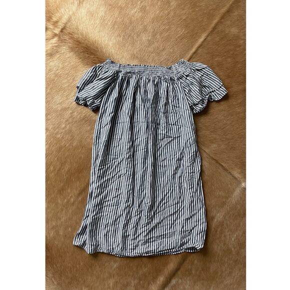 Old Navy Grey White Stripe Smocked Off Shoulder Dress - Picture 2 of 5